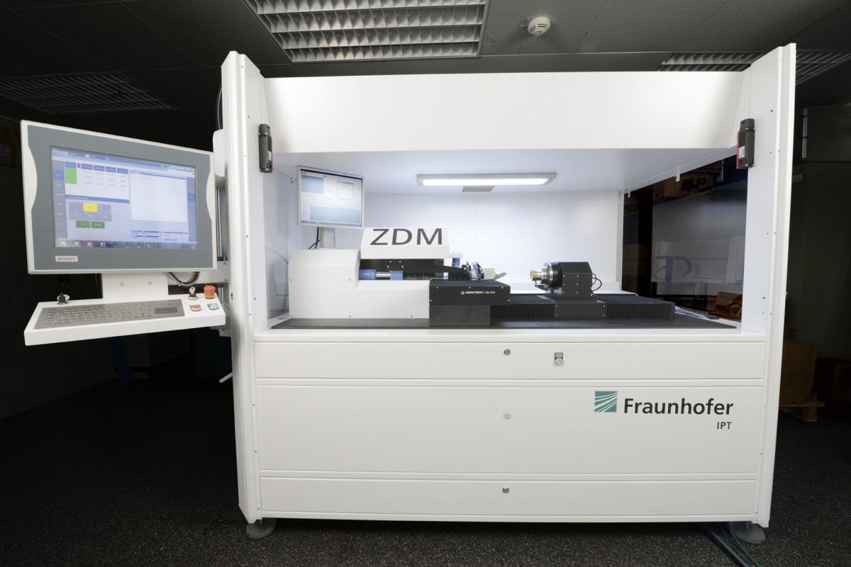 Machine for Ultra-precision Machining (Photo: Fraunhofer IPT)